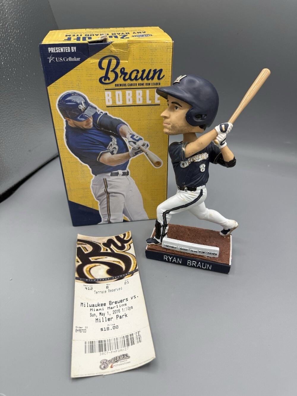 2016 Ryan Braun Milwaukee Brewers Bobblehead Career Home Run Leader SGA w/ Box